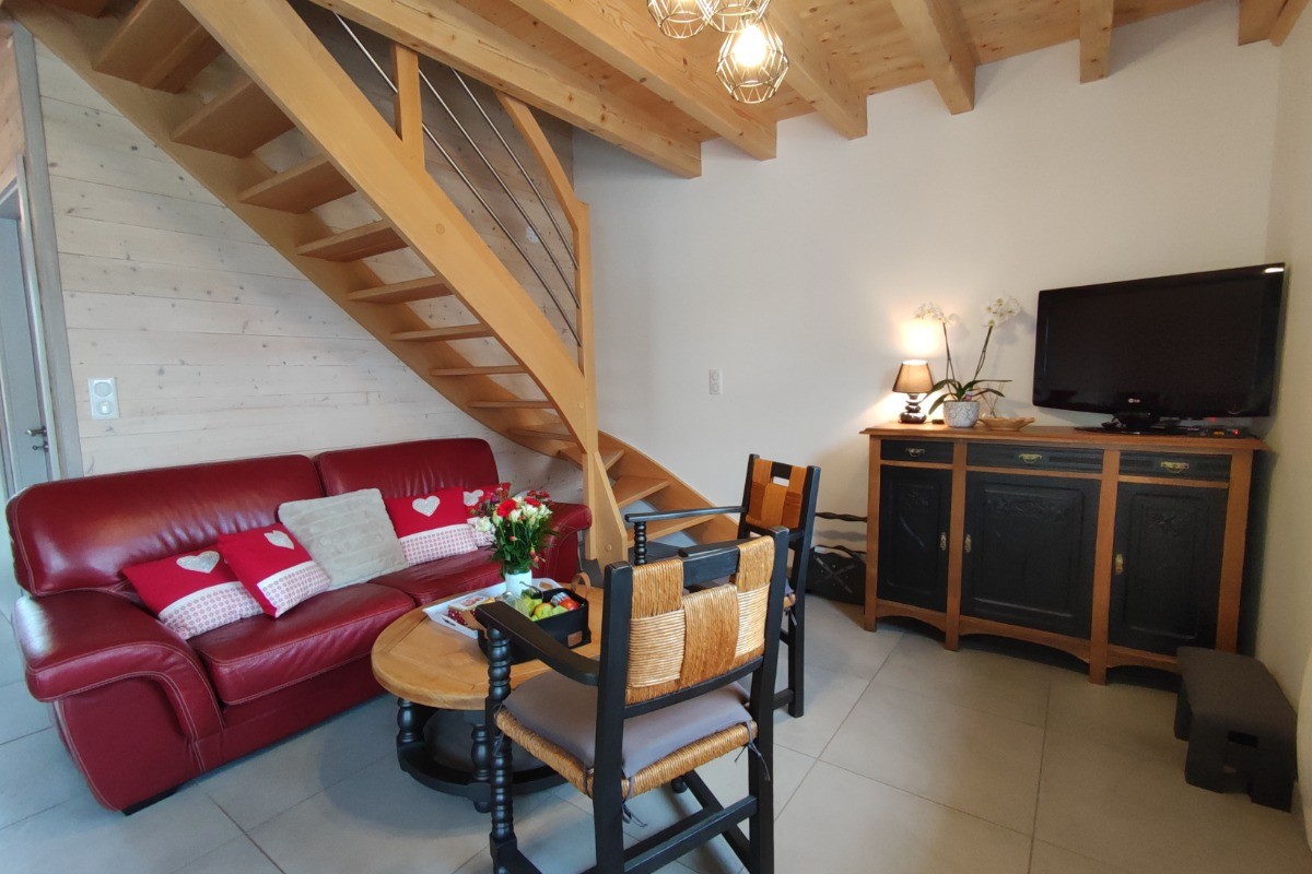 Chalet "Au Chant de la Roche" escalier pour accéder à l'étage.