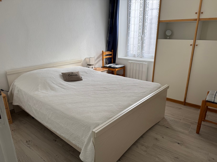 chambre 1 lit 140*190