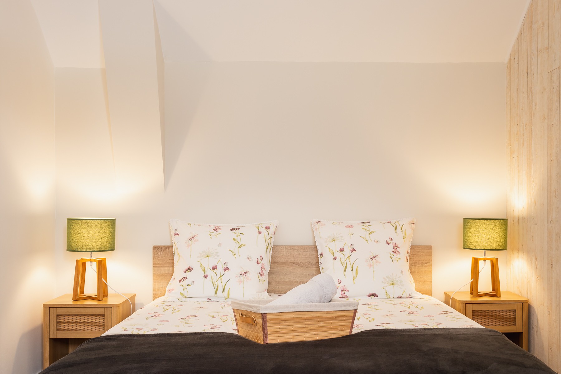 independent bedroomBed 160/200