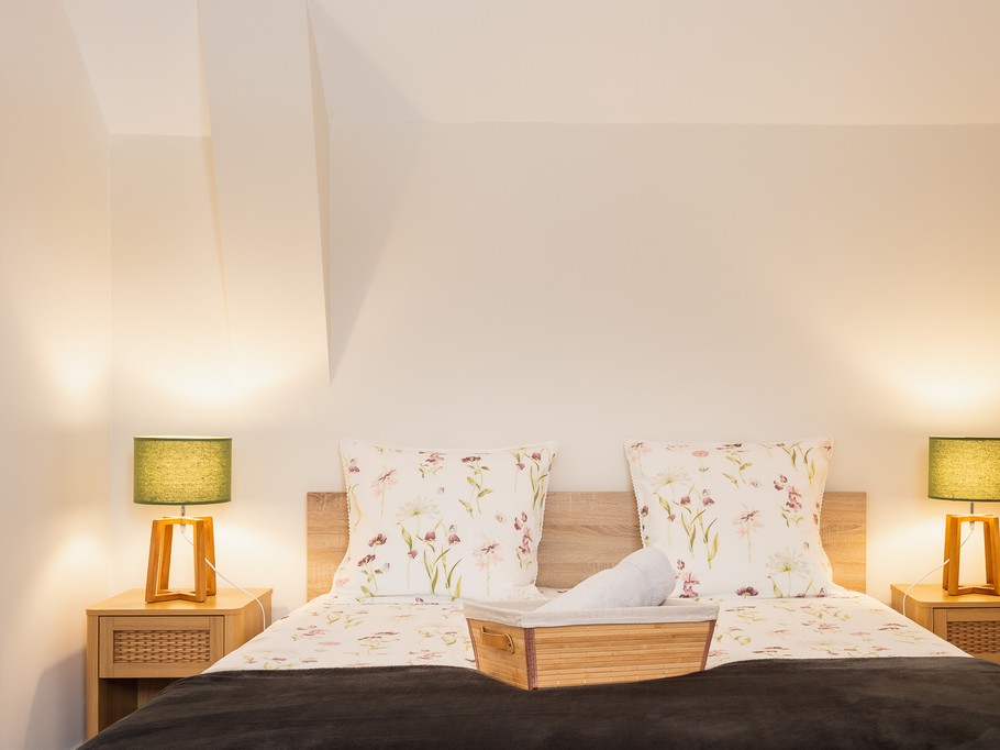 independent bedroomBed 160/200