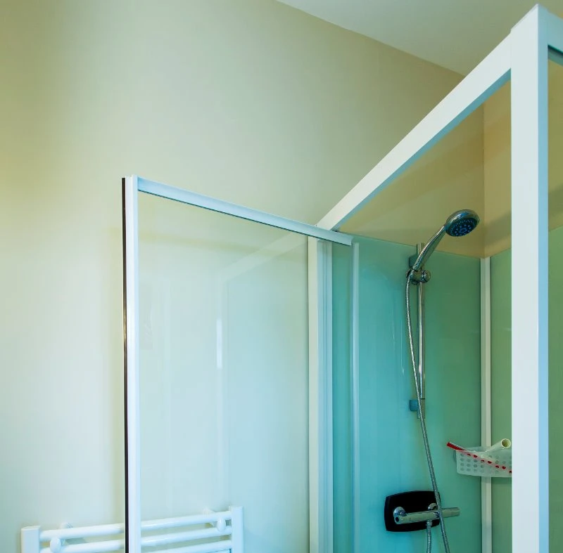 Salle d'eau de la chambre grise