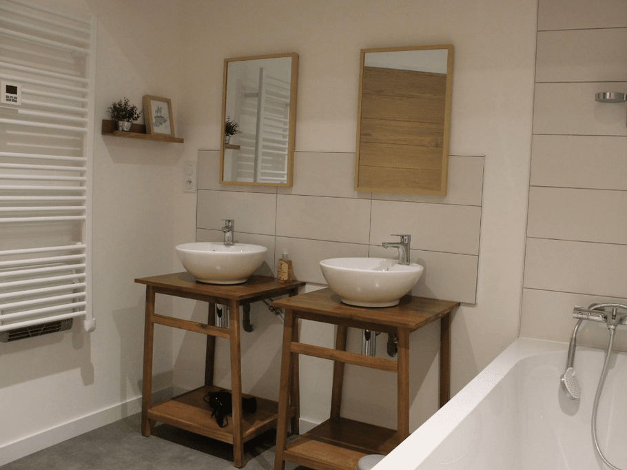 Salle de bain de la chambre familiale