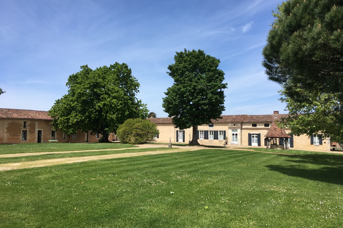 vue depuis la cour