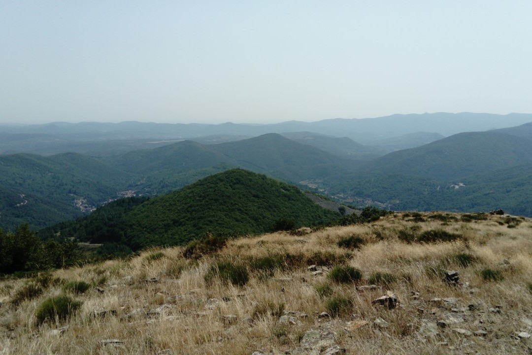 Au dessus du village