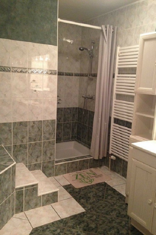 salle de bains , la douche