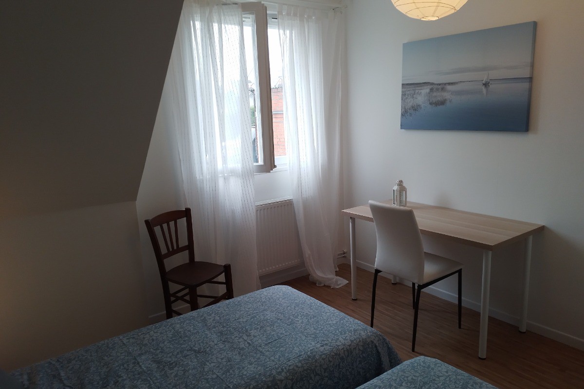 Chambre 2 et 1 bureau