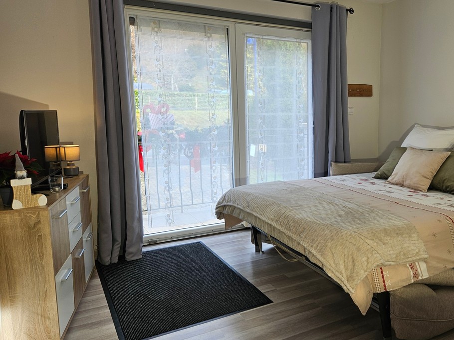 Express sofa bed with comfortable mattress size 160 * 200 in the living room, dining room