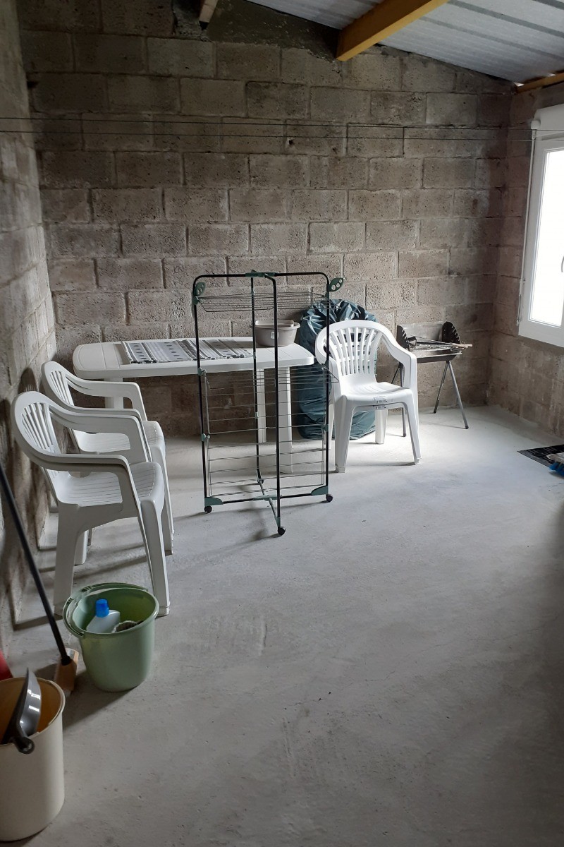 Une extension a été ajoutée (idéal pour le stockage de vos vélos, matériel de pêche, coffre de toit, etc.).