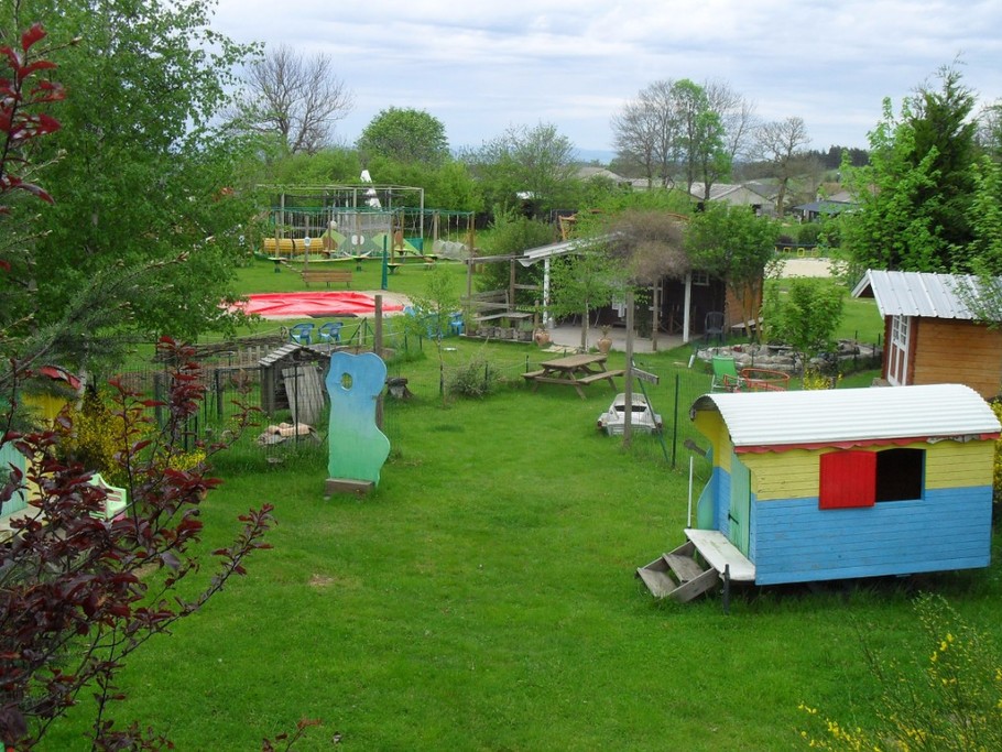 vue sur le Parc de Loisirs du Neyrial