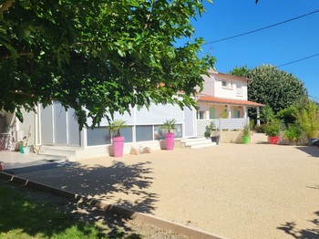Entrée du gite AUSSONNE