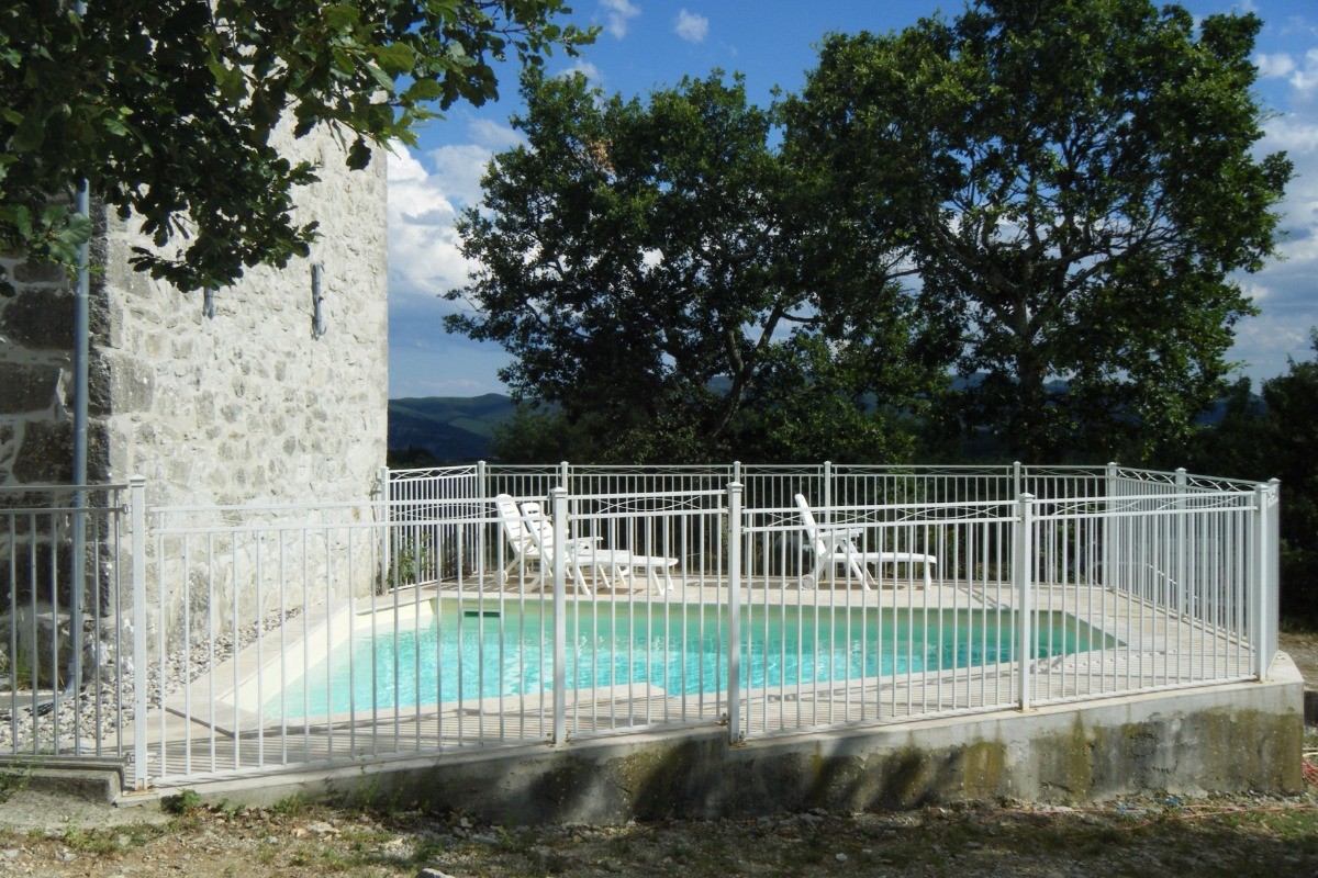 Le Piepassou - La piscine