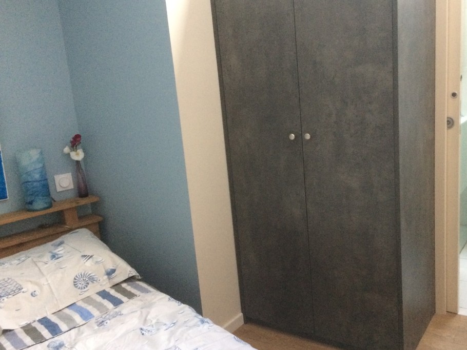 Chambre accès salle d'eau