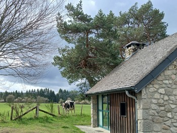 Etang de Farges, Saint Germain près Herment, Chalet vert - Extérieur