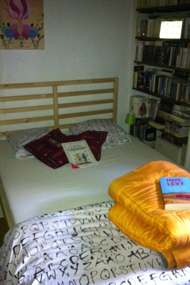 petite chambre bibliothèque mezzanine grand gîte