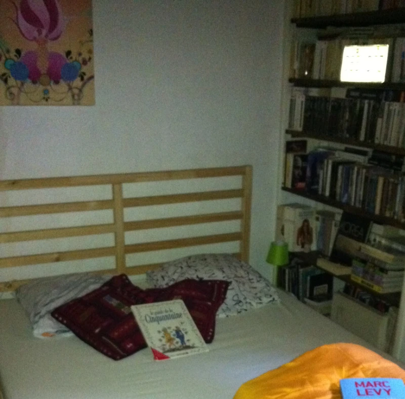 petite chambre bibliothèque mezzanine grand gîte