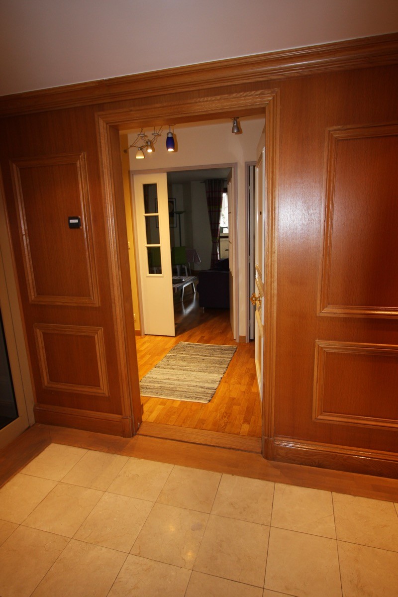 Entrée de l'immeuble - accès à l'appartement