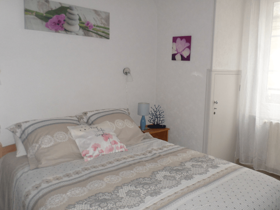 Chambre lit 140 x 190