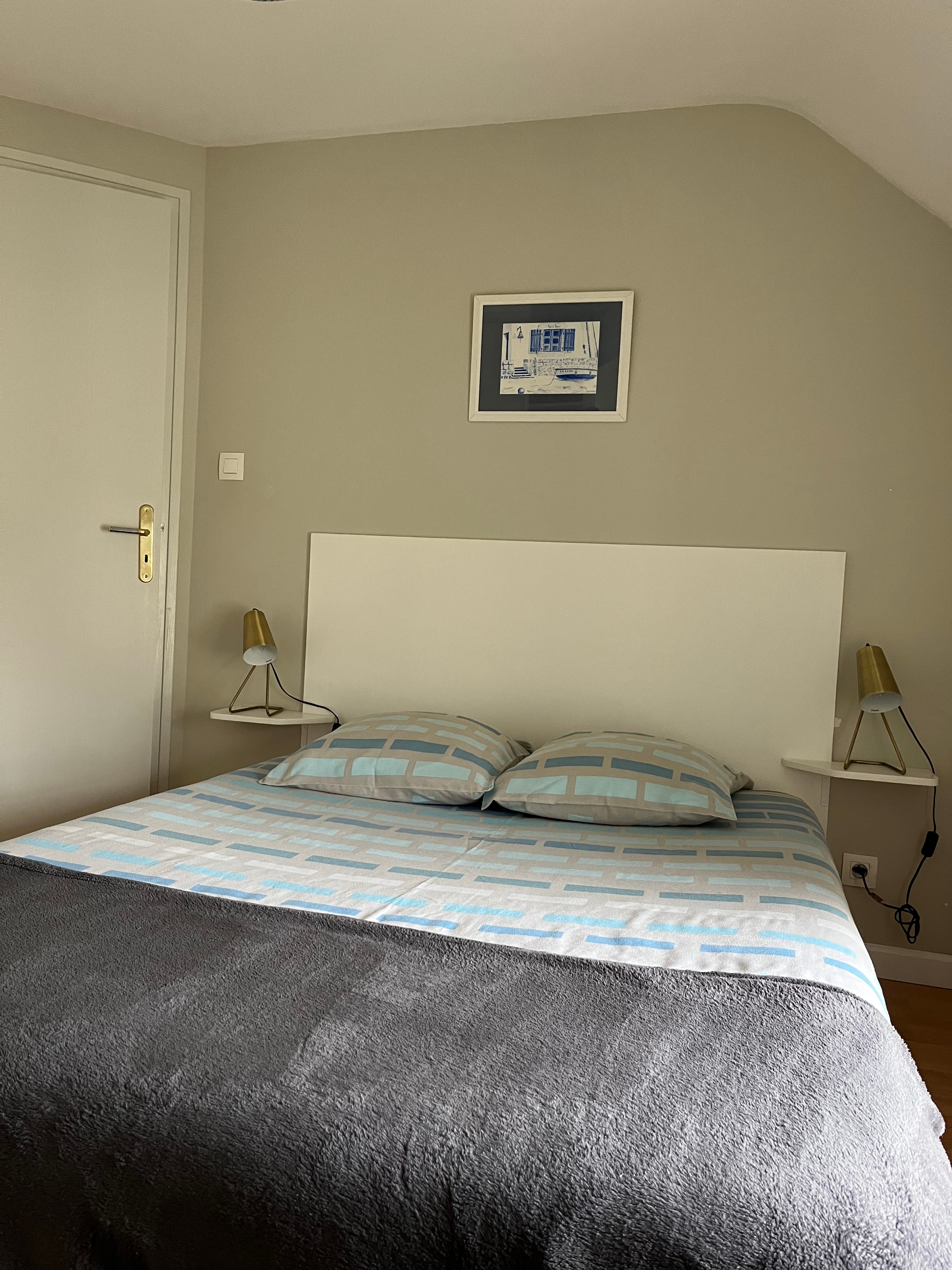 chambre n°2 : 1 lit 140cm