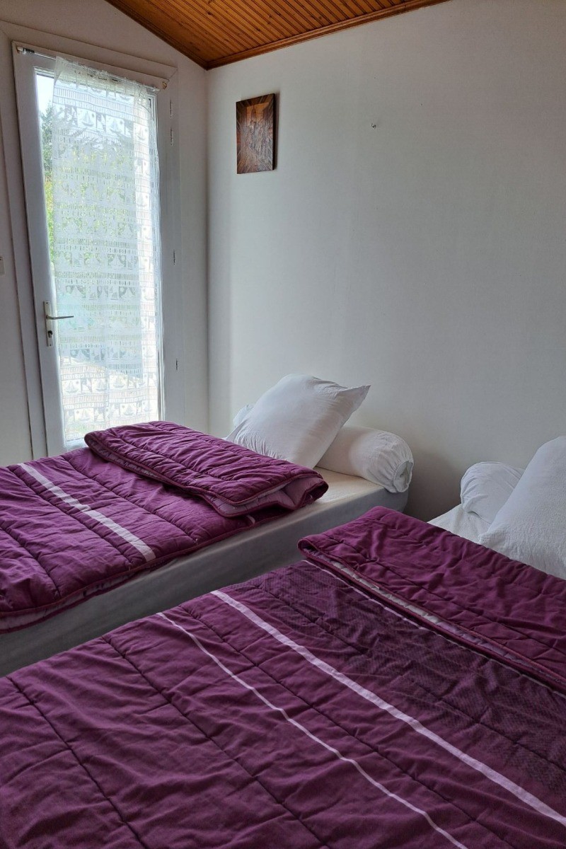 Maison familiale pour 6 personnes, avec jardin clos et garage, proche de la plage à pieds, St Denis d'Oléron, ile d'Oléron, en Charente maritime