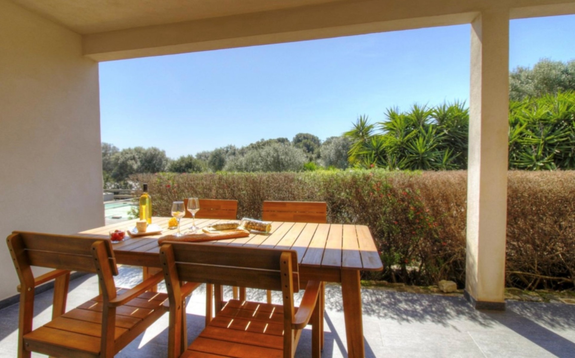 Mobilier de jardin gîte Lili