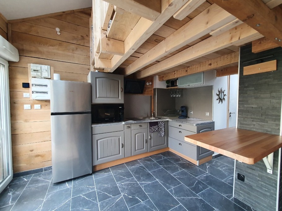 Espace cuisine - Chalet confort "La Casetta" à proximité d'Epinal