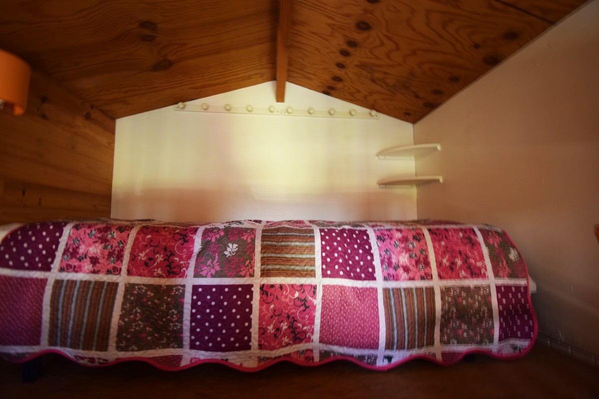 Petit lit sur mezzanine