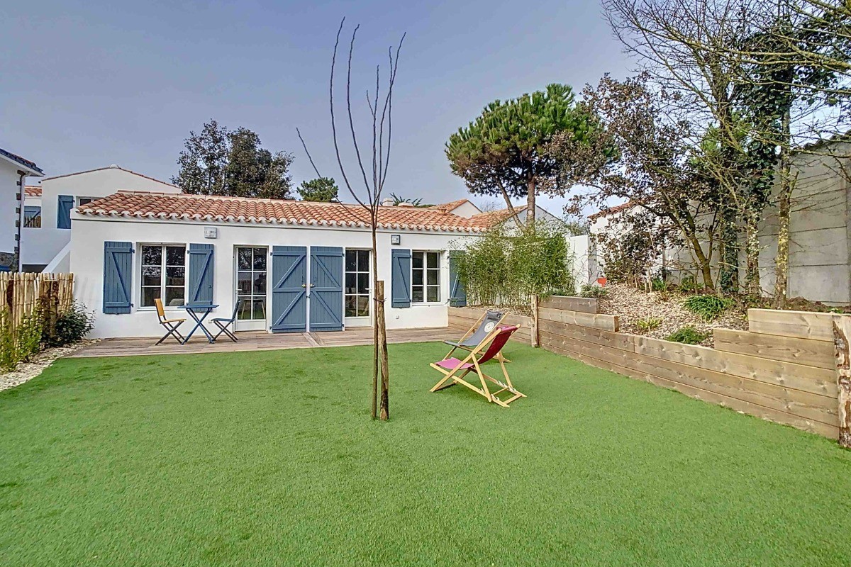 Jardin privatif et terrasse