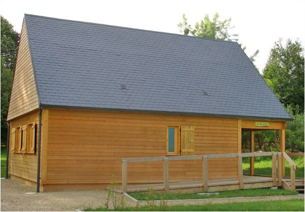 Chalets de la Besbre proche du Pal en Auvergne