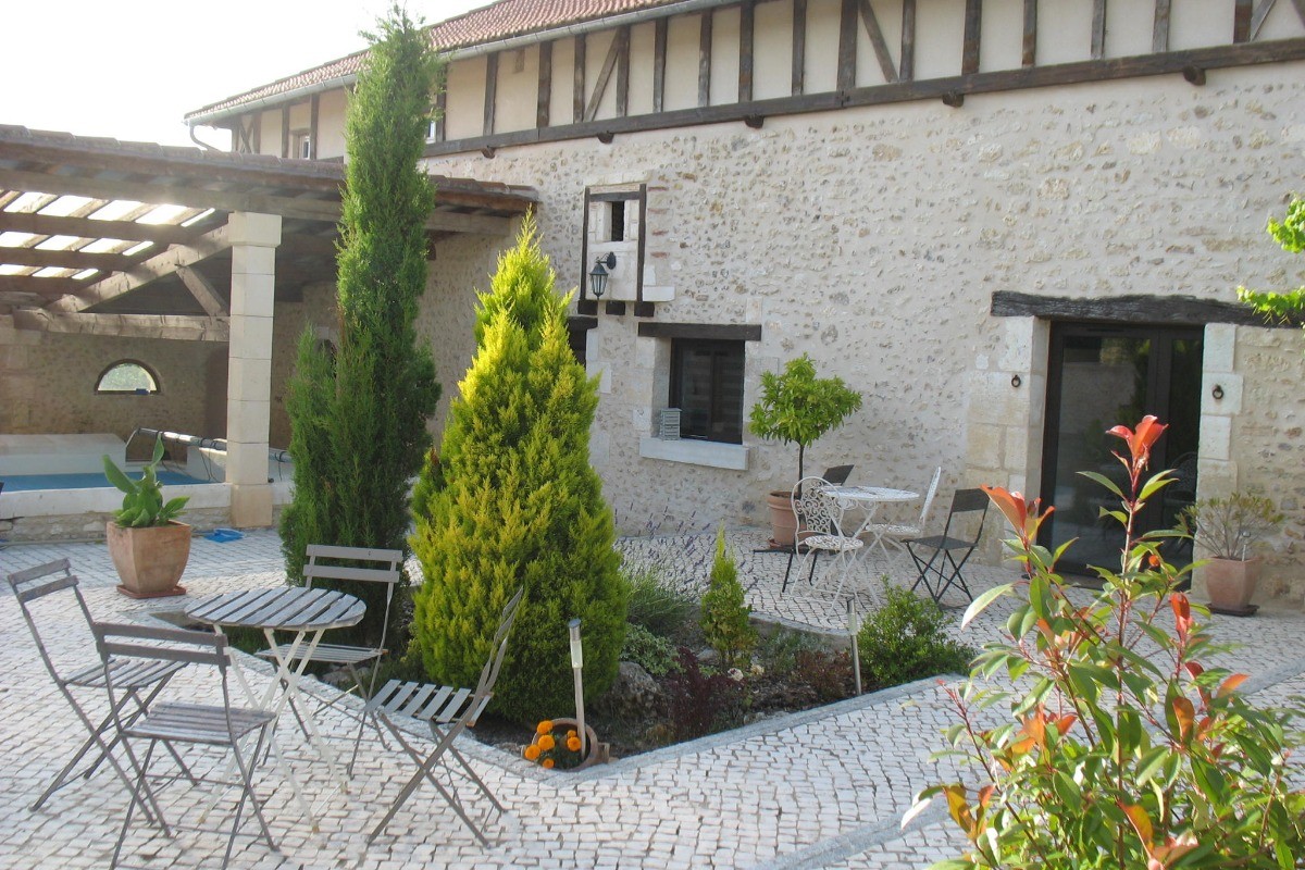 Cour extérieure sud