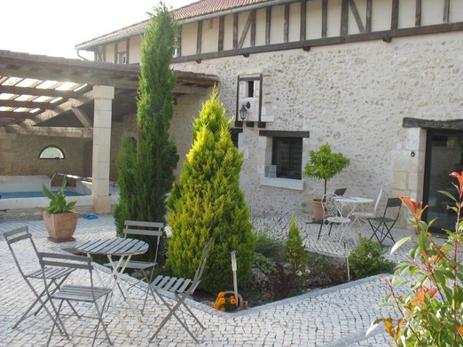 Cour extérieure sud