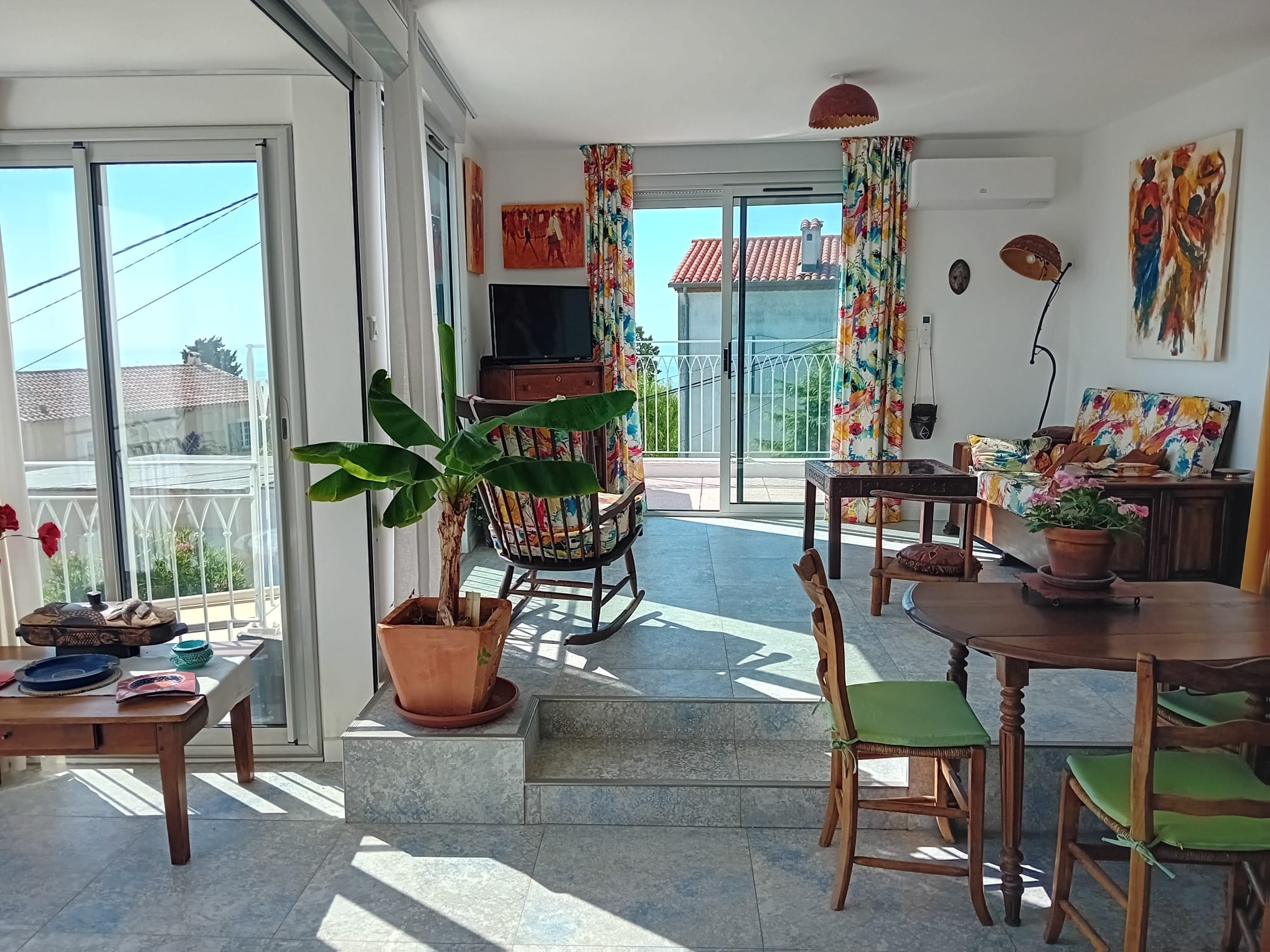 Location saisonnière avec climatisation et Wi-Fi