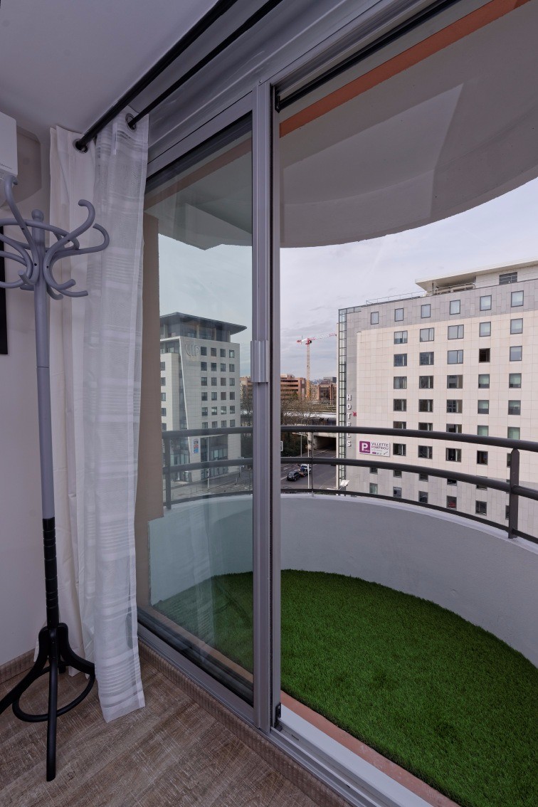 balcon du studio côté Saône