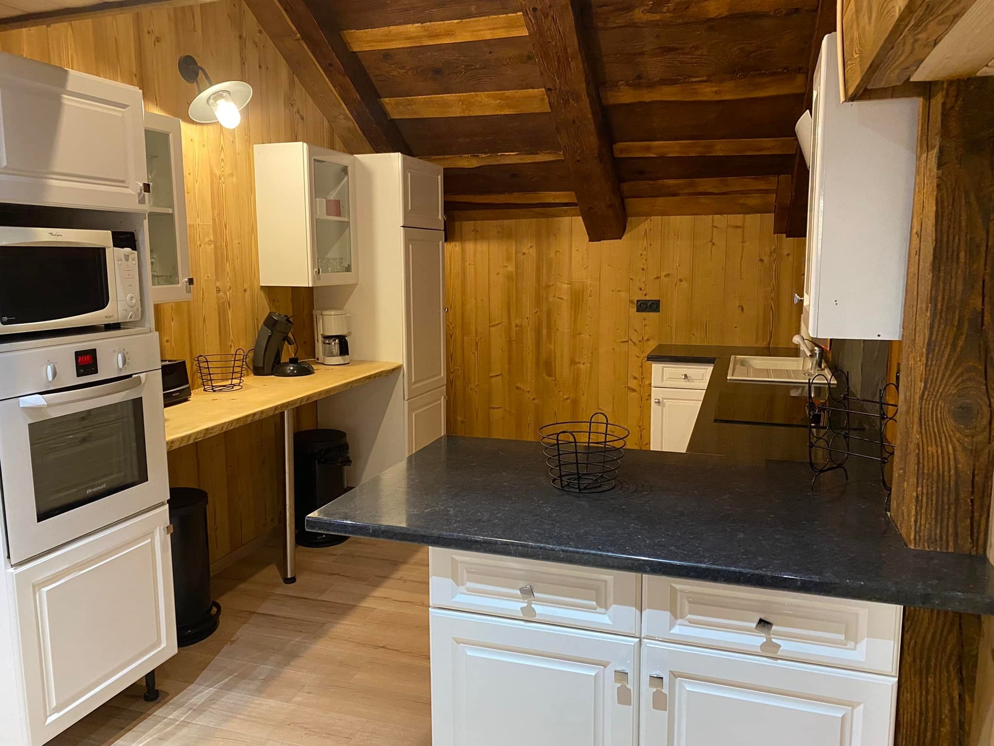 Gîte de groupe Fenil-Logis, ferme entièrement rénovée - Gîtes Digitale