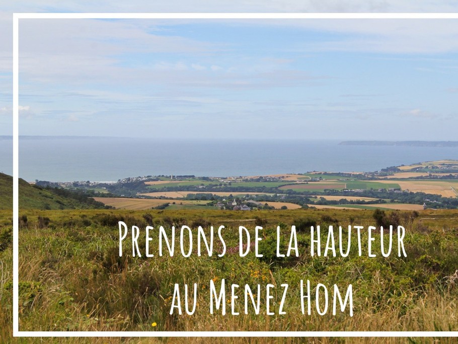 Vue sur la baie de Douanenez du point culminant du Finistère