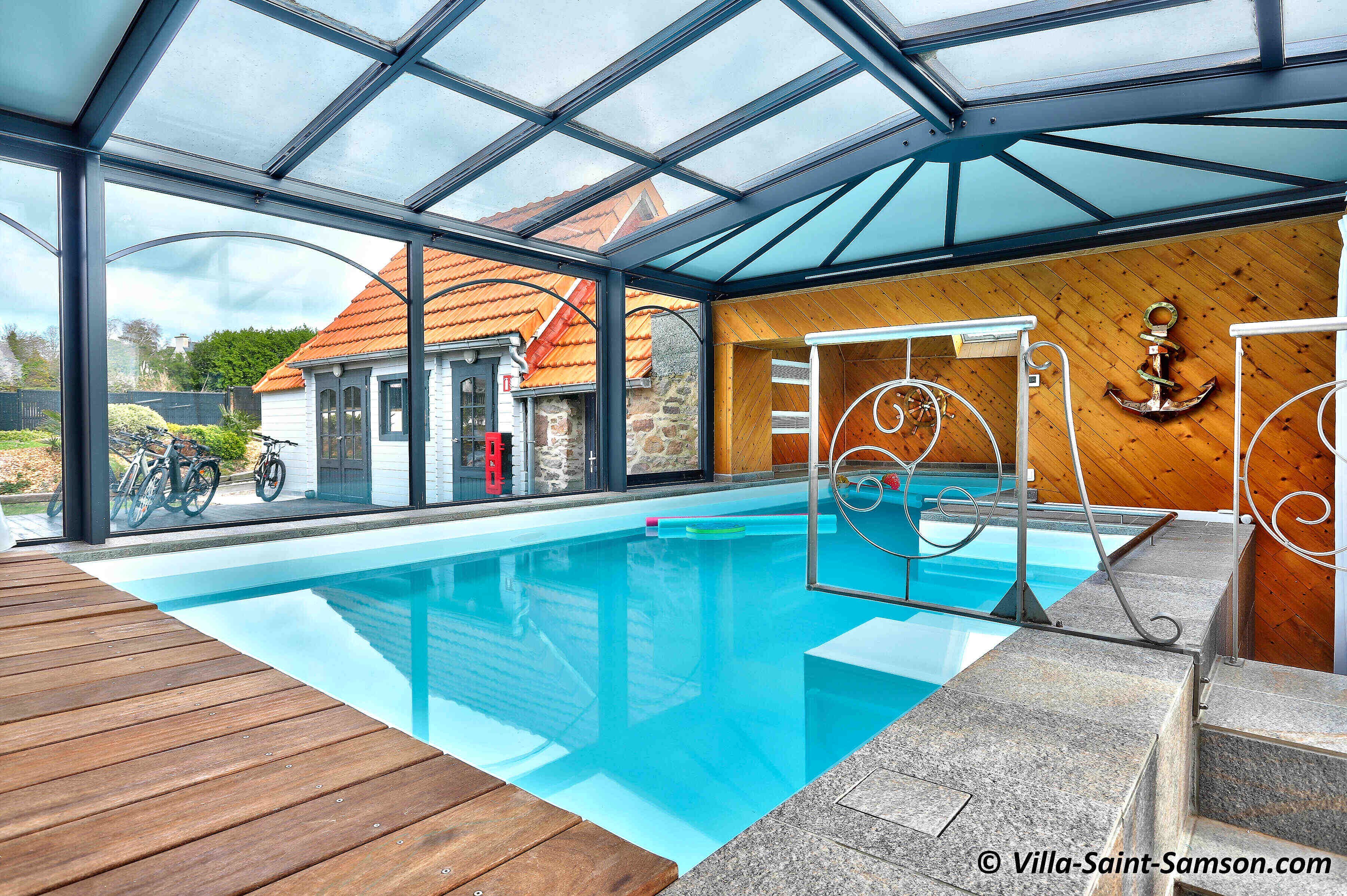 Piscine d'intérieur