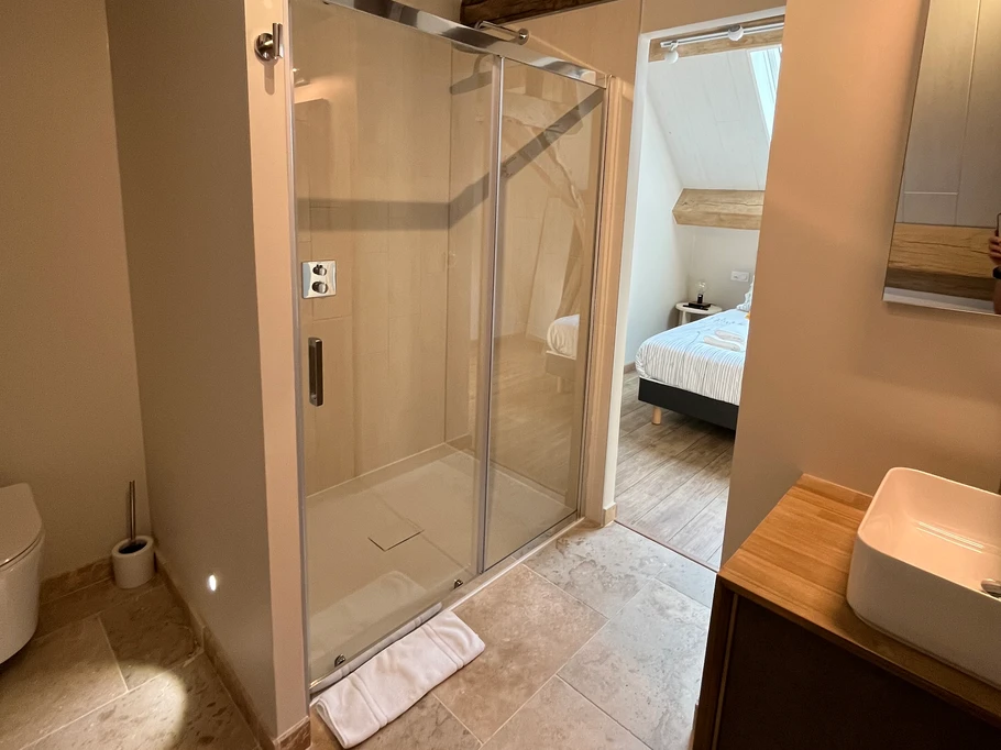 sdo chambre 4 2ème étage