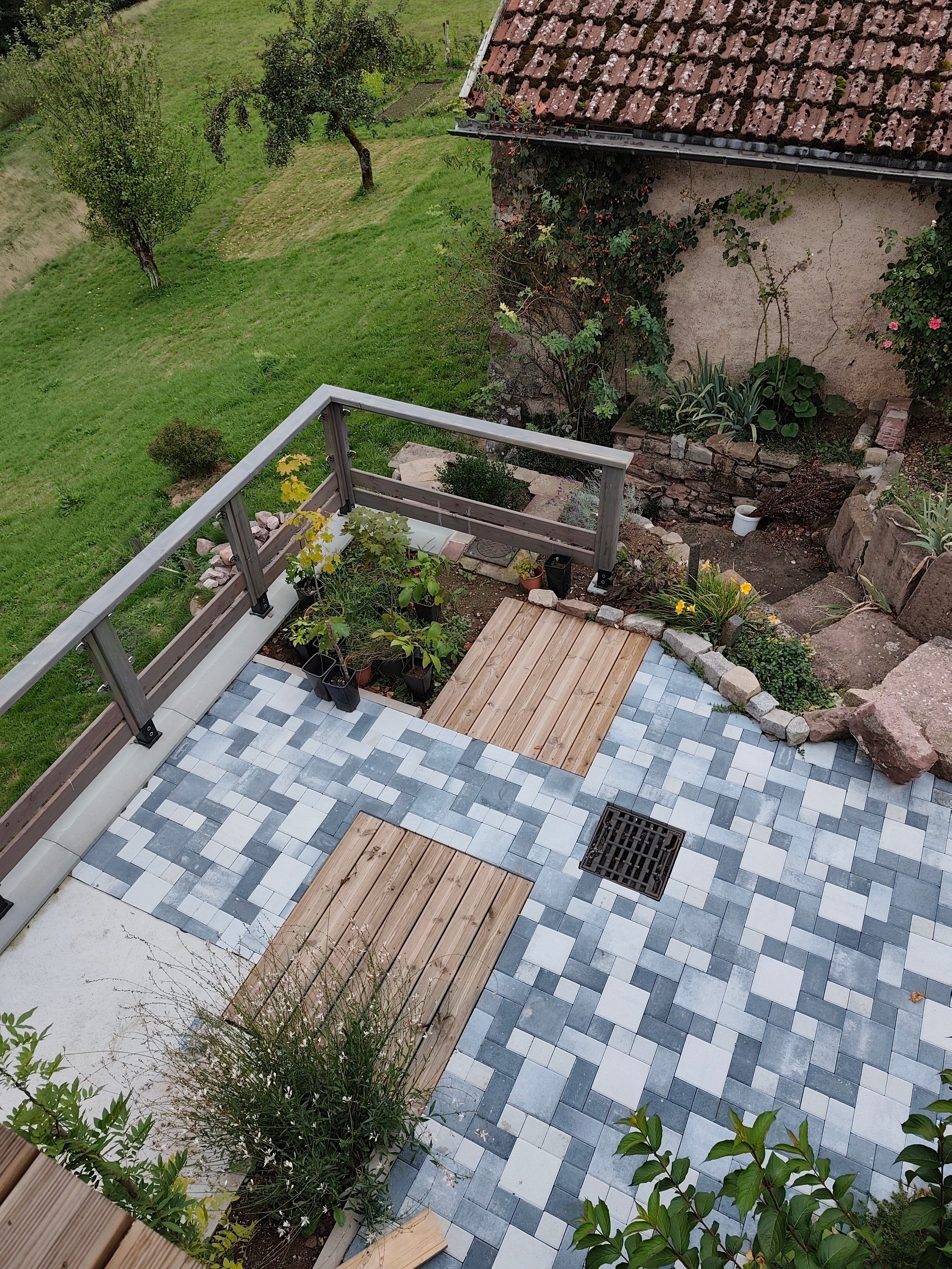 Deuxième espace terrasse - Ch’tite Vosgienne - Gîte 4 étoiles, dans les Vosges à Vecoux