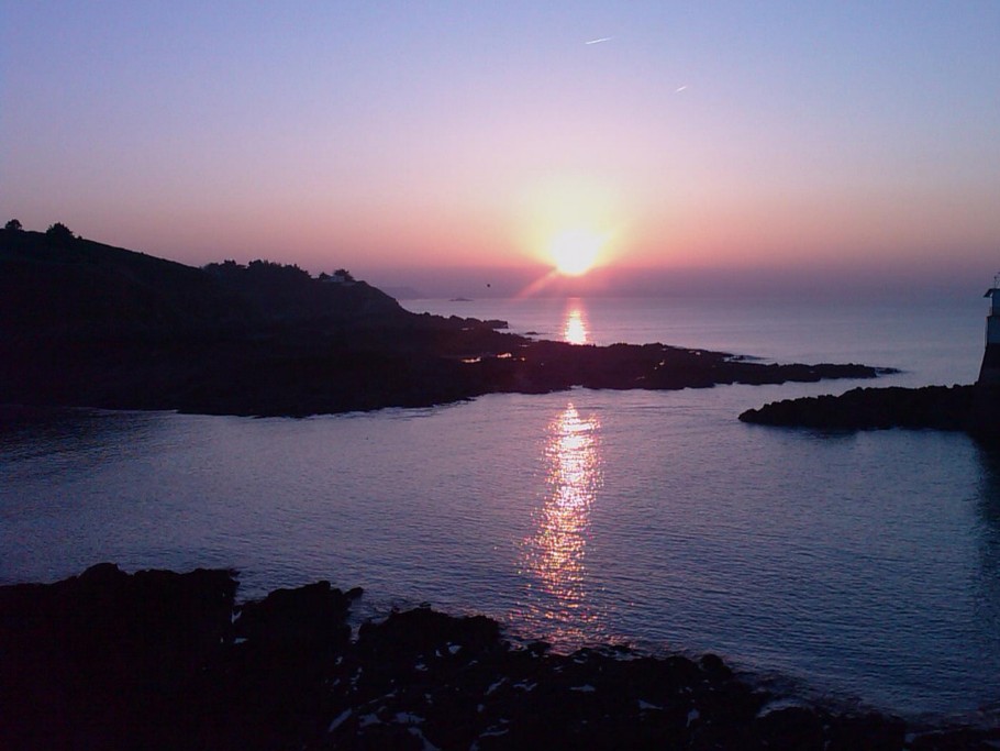 Coucher de soleil à la sortie du port de Dahouët