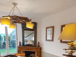 Dining area overlooking private garden, Calluna gîte