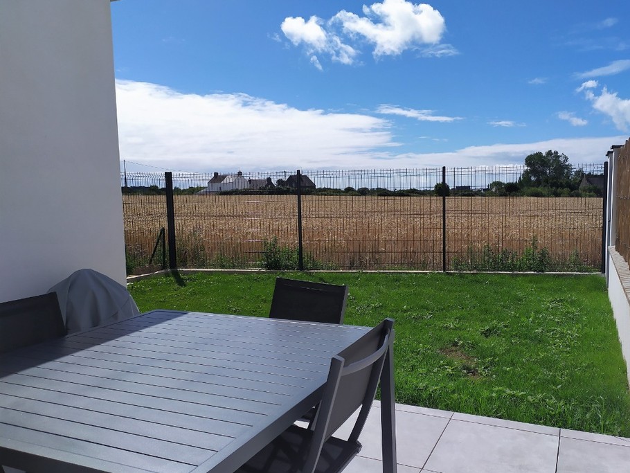 Vue dégagée terrasse