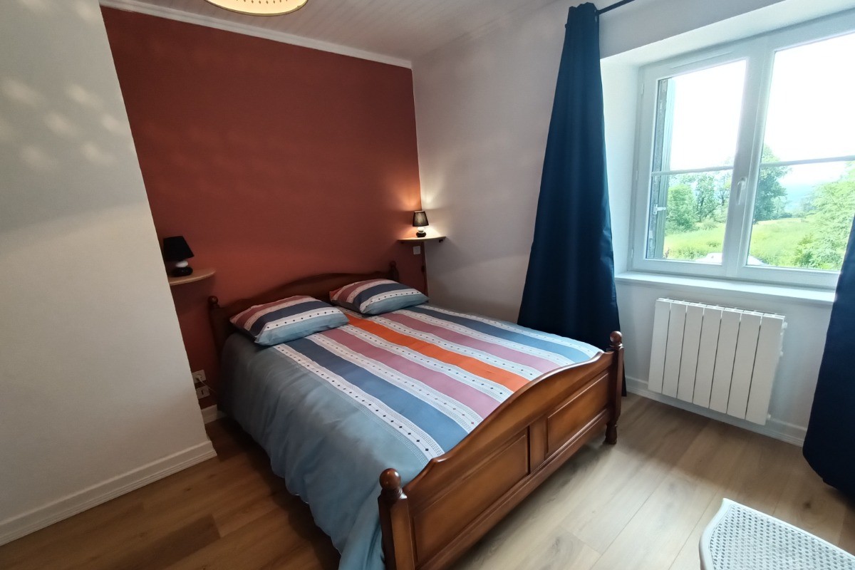 Chambre 1 lit 140*190