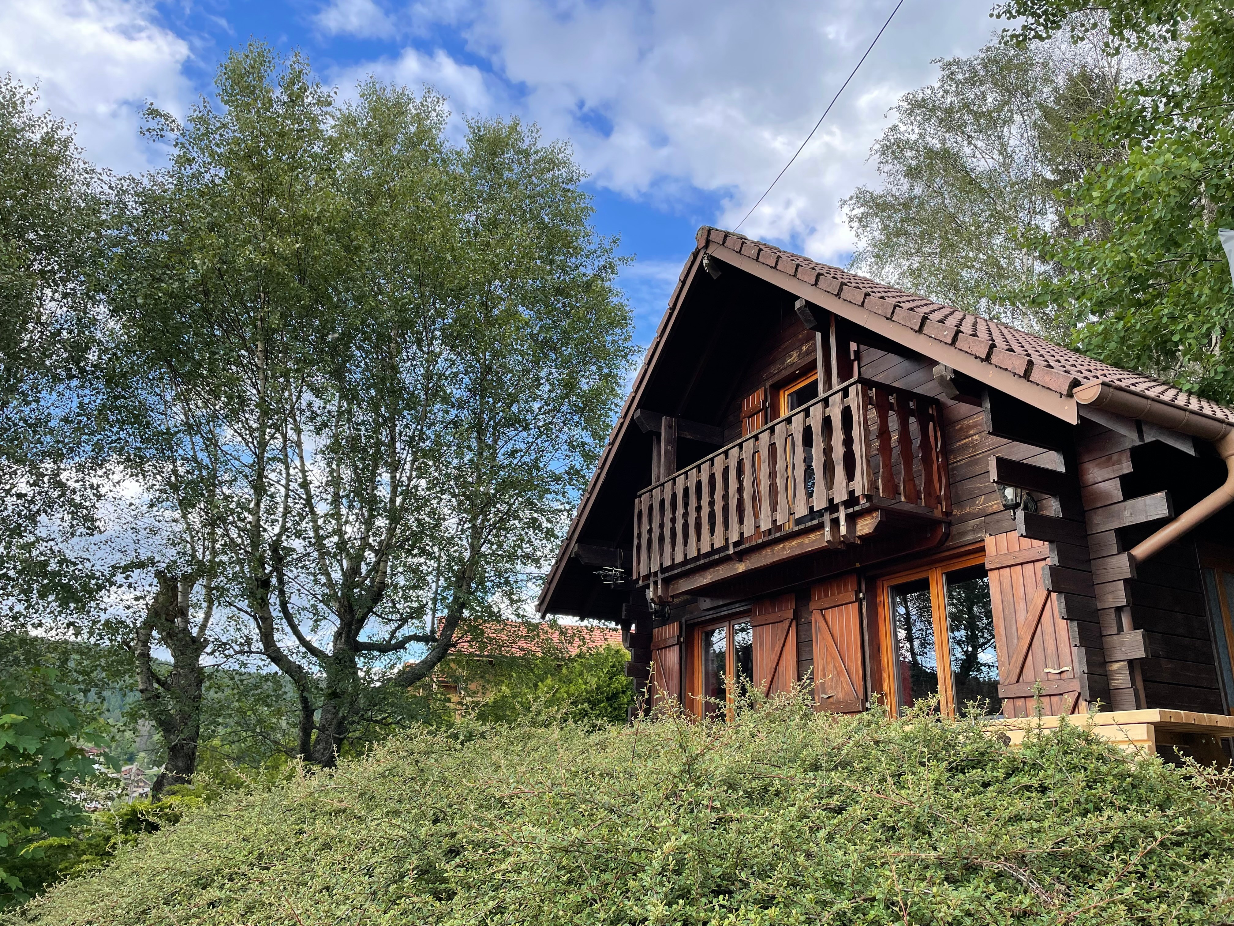 The chalet, west façade