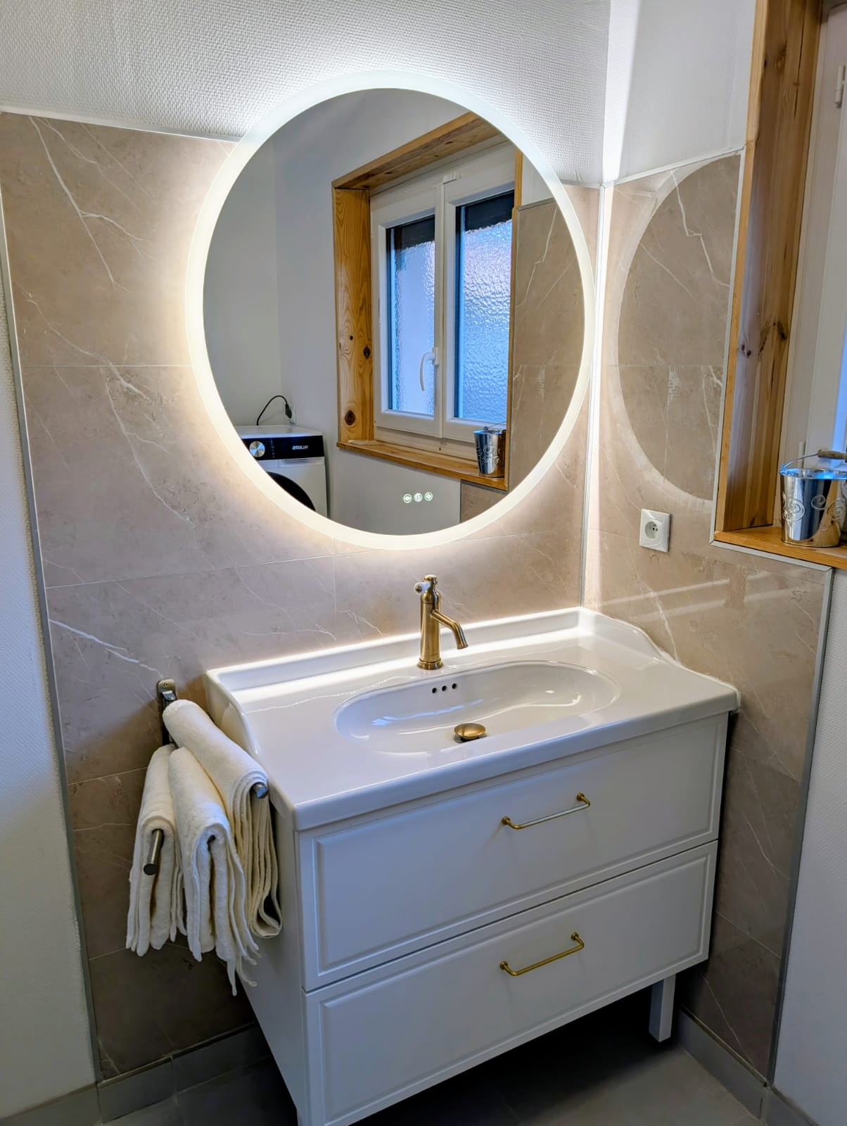 Cosy shower room