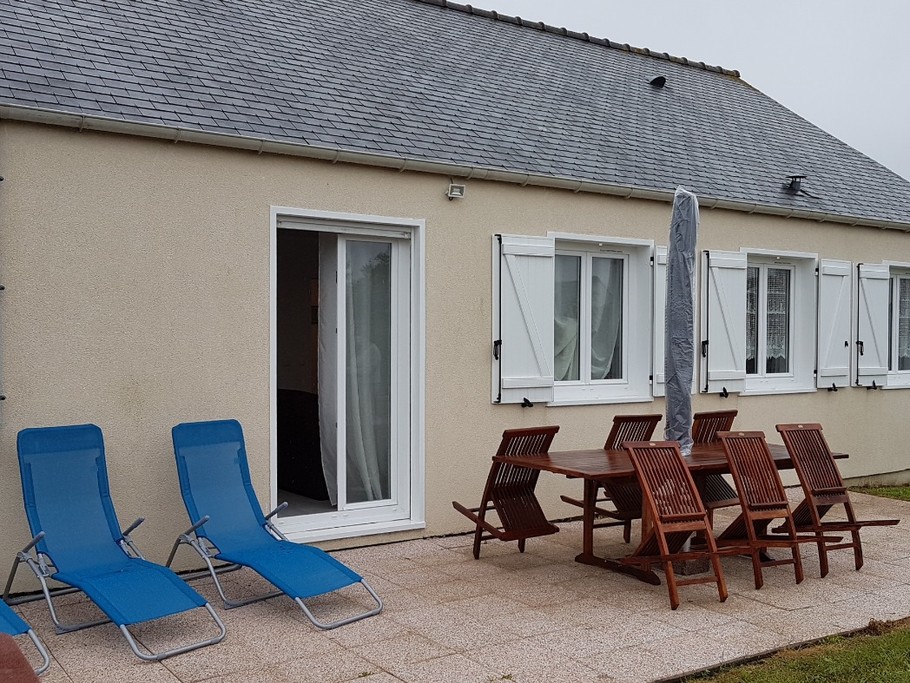 La terrasse à l'arrière de la maison - Gîte de la Baie
