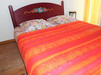La chambre lit queen size 160 X 200