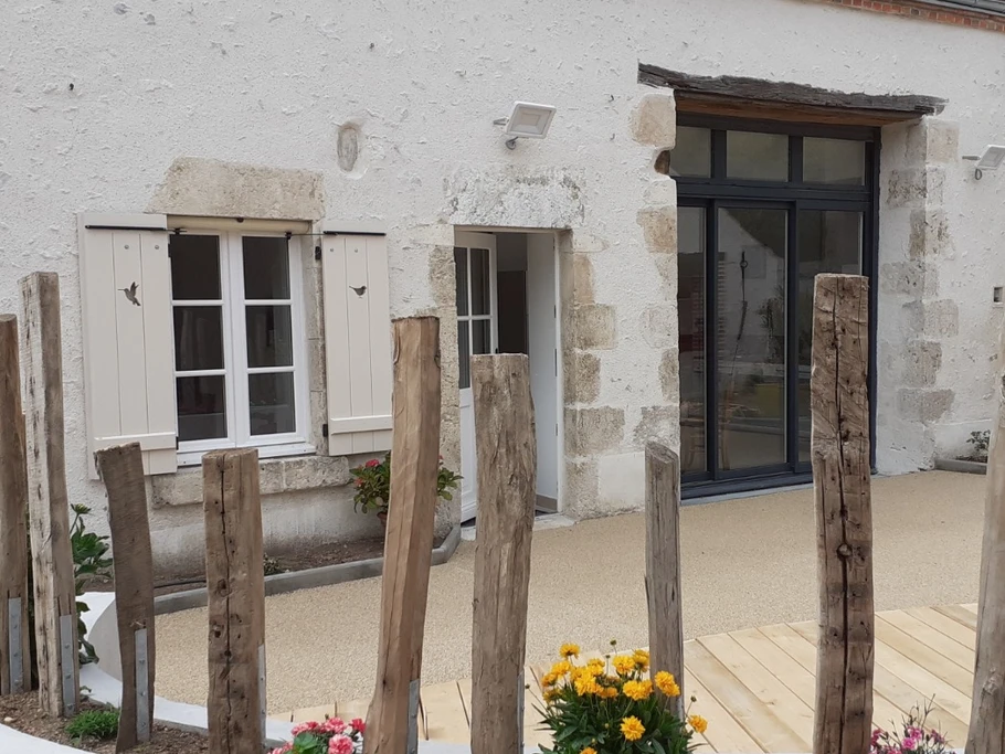 Cour