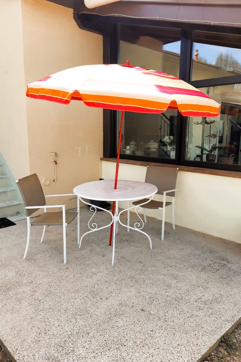 Salon de jardin - Appartement "Le Saint Georges" à Aydoilles