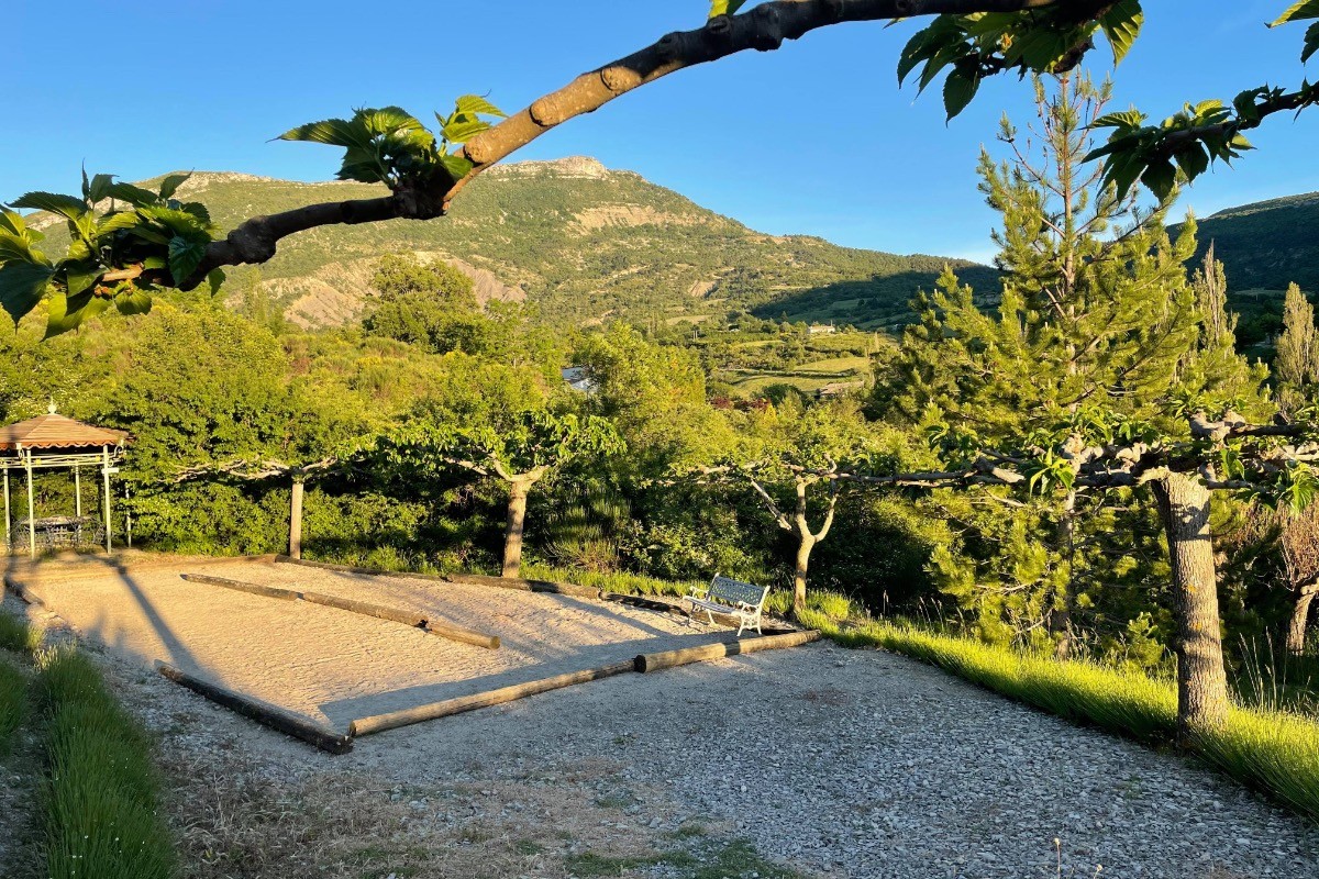 terrain de pétanque