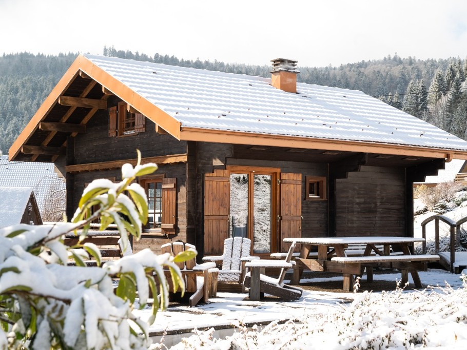 terrasse enneigée - Chalet les Ecureuils