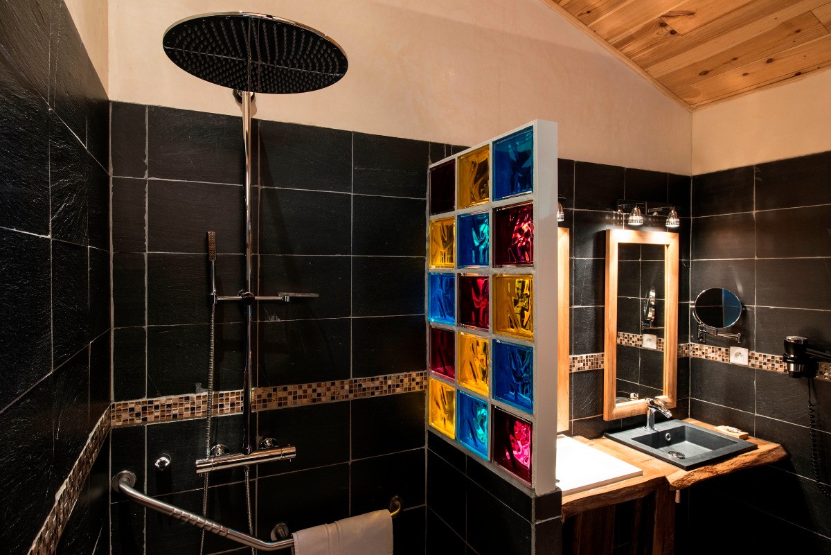 Douche à l'italienne effet ciel de pluie